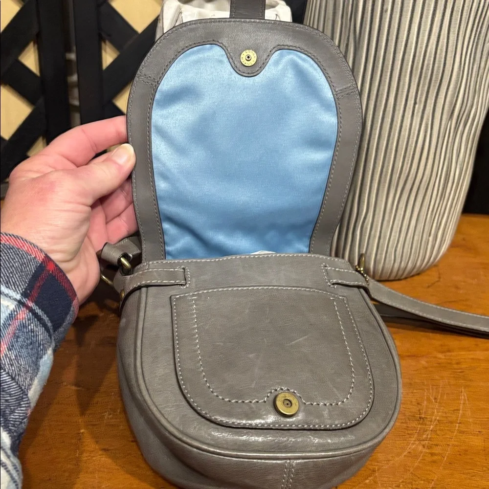 Coach Mini Garcia Gray Leather Crossbody with Hang Tag - Picture 9 of 13